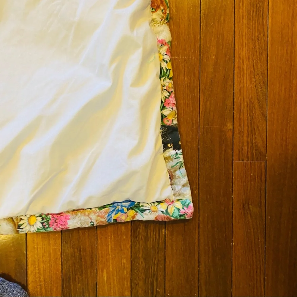 Vintage Handmade Cat Quilt 74” x 52”